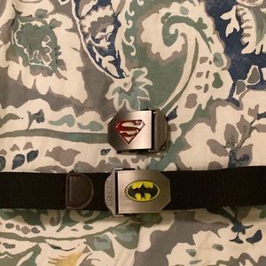 Interchangeable Batman and Spider-Man belt.
